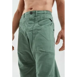 E9 - Blat2 - Boulderhose