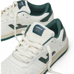 - Saline - Sneaker><noscript><img width=