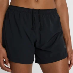 - Women's Run Essentials Short 5'' - Laufshorts><noscript><img width=