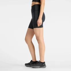 New Balance - Women's Sleek Storage Race Short 6'' - Laufshorts
