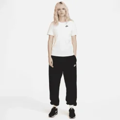 Nike - Women's Sportswear Club Essential - Funktionsshirt^ T-Shirts|Shirts, Hemden & Longsleeves