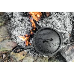 Petromax - Gusseiserne Kasserolle mit Deckel