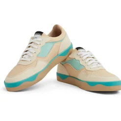 - Dubai - Sneaker>shoevenir