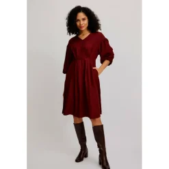 - Women's Tailliertes Kleid aus EcoVero Viskose - Kleid><noscript><img width=