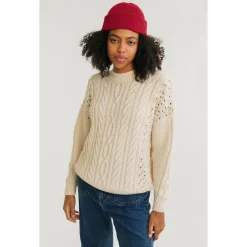 - Women's Greencastle - Pullover><noscript><img width=